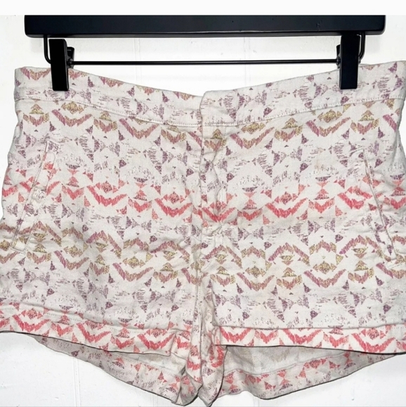 FREE PEOPLE SZ 10 Linen Multicolor  Aztec Bohemian Shorts - Picture 3 of 3